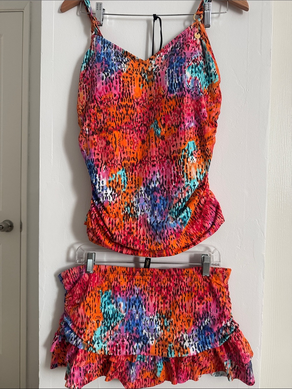 Women’s Colorful Pink & Orange Ruffle 2 pc Swimsuit